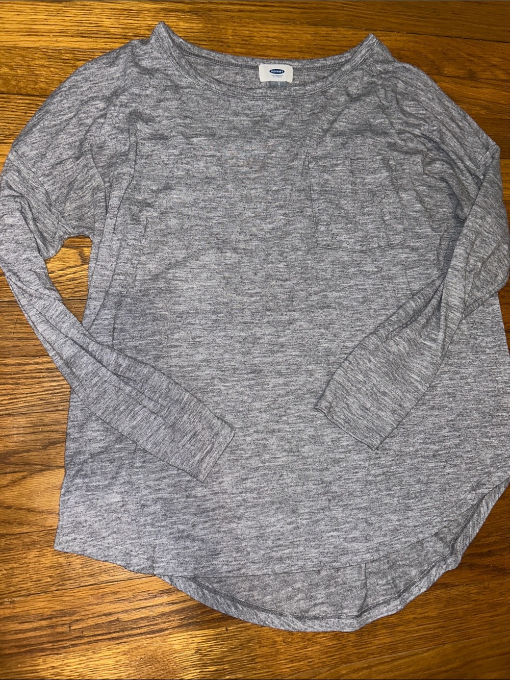 Old Navy Heather Gray Long Sleeve Tee